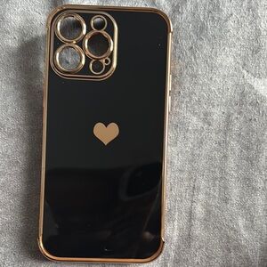 Black and Gold Heart Design IPhone 15 Pro Max Case
